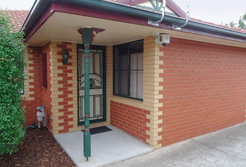 BEST WESTERN Fawkner Airport Motor Inn And Serviced Apartments - Yamba Accommodation 0
