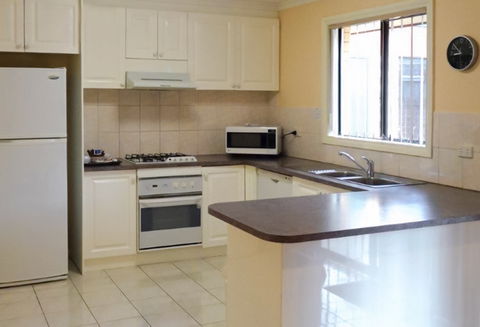BEST WESTERN Fawkner Airport Motor Inn And Serviced Apartments - Yamba Accommodation 4