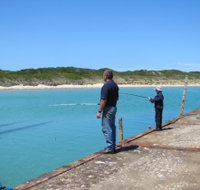 Three Hummock Island Accommodation - Yamba Accommodation