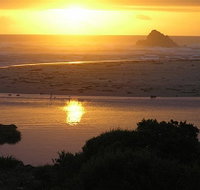 Arthur River Beach House - Yamba Accommodation