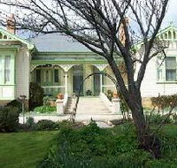 Mayfield Manor - Yamba Accommodation