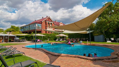 Alzburg Resort Mansfield - Yamba Accommodation 1