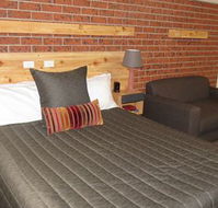 AAT 28 Goldsmith Hotel - Yamba Accommodation