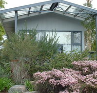 Blue Waters Cottages for Two - Yamba Accommodation