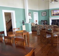 Bank on Main - Yamba Accommodation