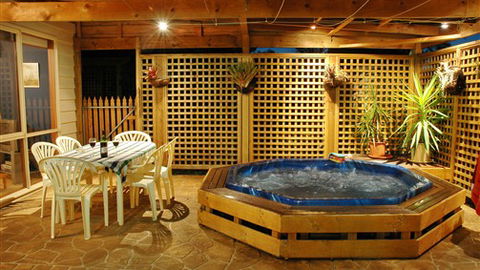 Woodland By The Bay - Yamba Accommodation 7