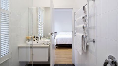The Cottage At Bolobek - Yamba Accommodation 3
