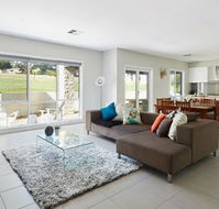 Neerim Chateau - Yamba Accommodation