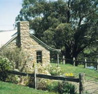 Adelaide Hills Country Cottages - Gum Tree Cottage - Yamba Accommodation
