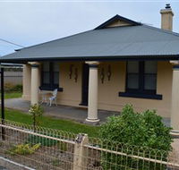 Agnes Cottage Bed and Breakfast - Yamba Accommodation
