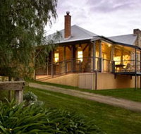Longview Vineyard Homestead - Yamba Accommodation
