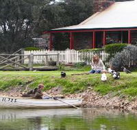 Stonewell Cottages and Vineyards - Yamba Accommodation