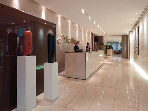 Adina Apartment Hotel Sydney - Yamba Accommodation 4