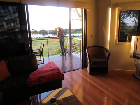 Club Yamba Luxury Hilltop Villas - Yamba Accommodation 10