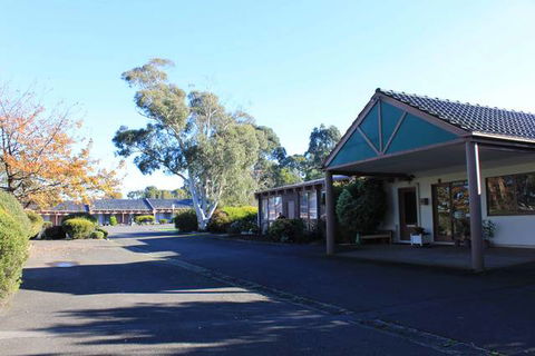 Melaleuca Lodge - Yamba Accommodation 1