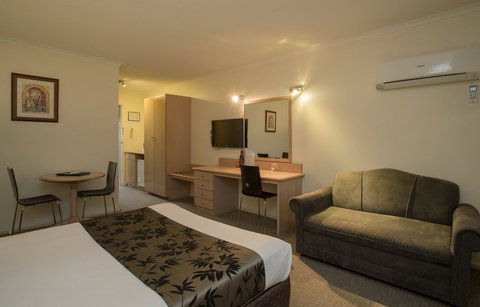 Eltham Gateway Hotel And Conference Centre - Yamba Accommodation 2