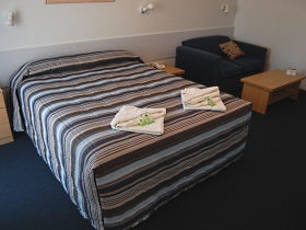 BEST WESTERN Bass And Flinders Motor Inn - Yamba Accommodation 0