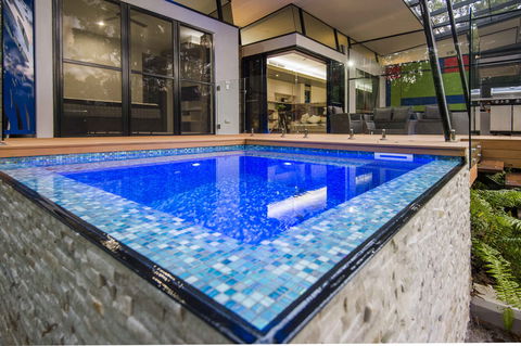 The Feathered Nest - Luxury Wildlife Retreat - Yamba Accommodation 6