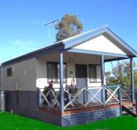 Pinjarra Cabins and Caravan Park - Yamba Accommodation