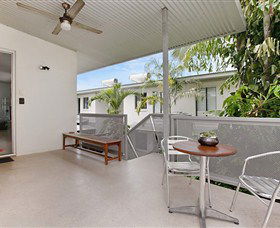 Beachside Tropical Retreat - Yamba Accommodation 3