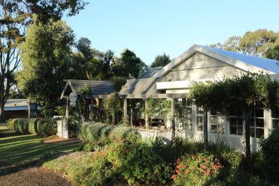 Holmwood Guest House - Yamba Accommodation 5
