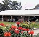 Between The Bays Retreat - Yamba Accommodation