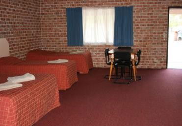 Gloucester Country Lodge - Yamba Accommodation 3