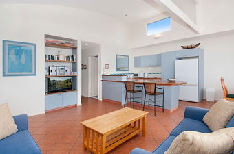 Aqua Promenade Beachfront Apartments - Yamba Accommodation 7
