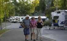 Eleebana NSW Yamba Accommodation