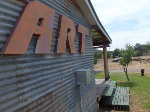The Art Shack - Yamba Accommodation 6