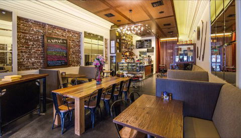 Grand Hotel - Yamba Accommodation 5