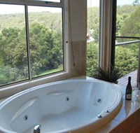 Ravensbourne Escape - Yamba Accommodation