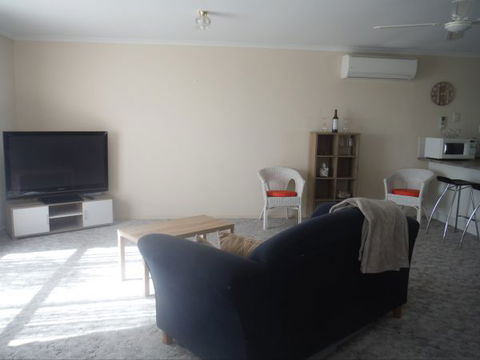 Alilly - Yamba Accommodation 1