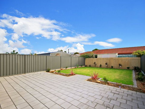 Century 21 SouthCoast: White Caps - Yamba Accommodation 2