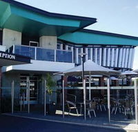 Highlander Hotel Bar Kitchen Rooftop - Yamba Accommodation
