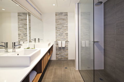 BEST WESTERN PLUS Ballarat Suites - Yamba Accommodation 1