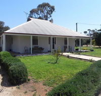 Great Grandpa Henry Retreat - Yamba Accommodation