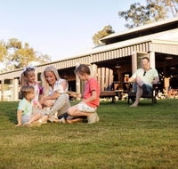 Paradise Country Farmstay - Yamba Accommodation