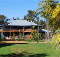 Riverwood Retreat - Yamba Accommodation