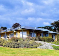 Wild Dog Rise - Yamba Accommodation