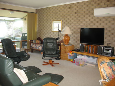 100 Gold Coast Drive, Carrickalinga - Yamba Accommodation 3