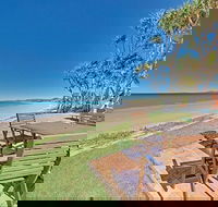 Beachfront Zilzie Holiday Home and Cottage - Yamba Accommodation