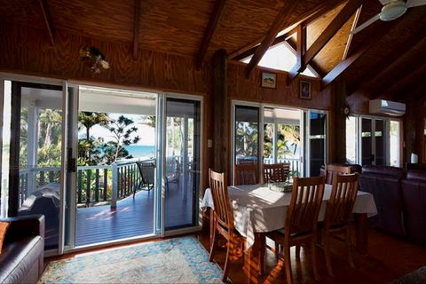 Beachfront Zilzie Holiday Home And Cottage - Yamba Accommodation 2