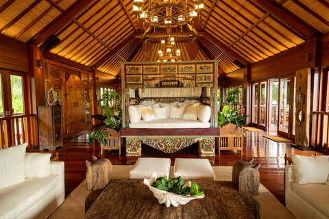 Makepeace Island - Sir Richard Branson's Australian Home - Yamba Accommodation 1