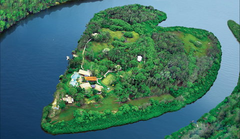 Makepeace Island - Sir Richard Branson's Australian Home - Yamba Accommodation 6