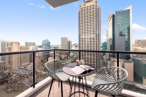 Meriton Suites Pitt Street - Yamba Accommodation 0