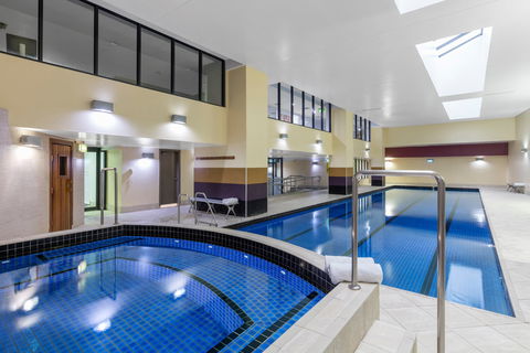 Meriton Suites Pitt Street - Yamba Accommodation 2