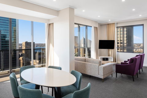 Meriton Suites Pitt Street - Yamba Accommodation 3