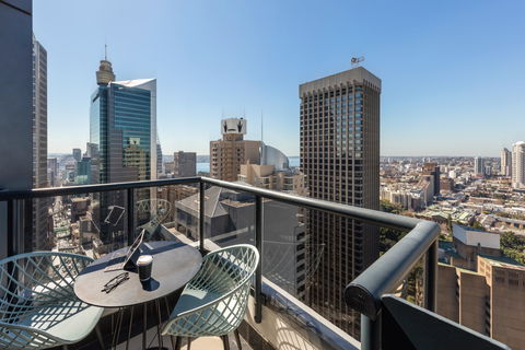 Meriton Suites Pitt Street - Yamba Accommodation 6