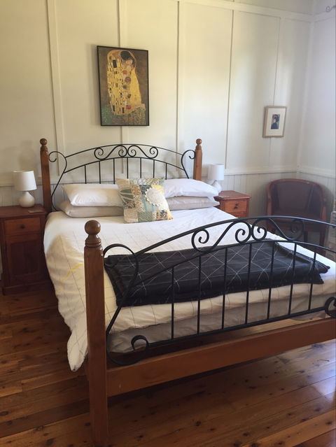 Minnie's Yass - Yamba Accommodation 0